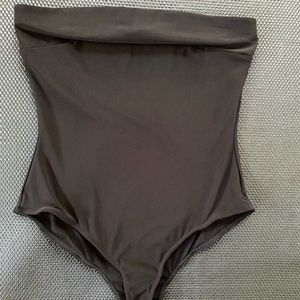FASHION NOVA Elianna Tube Bodysuit